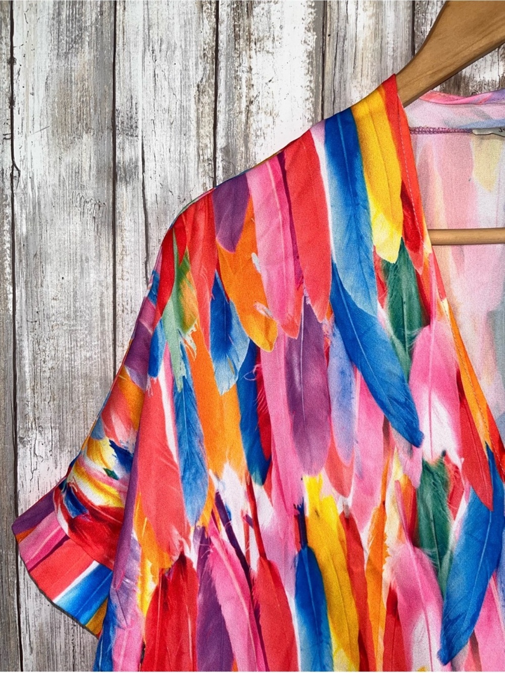Jodifl Feather Print Blouse Size M Multicolor Oversized V Neck Boho Top - Picture 4 of 8